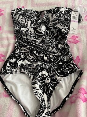 🖤🤍 **Anne Cole Black & White Floral Strapless One-Piece – Classic, Flattering